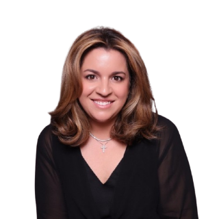 Headshot of Nina Gates